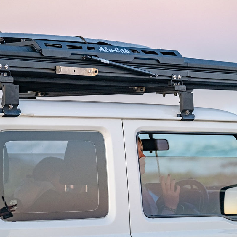 Load image into Gallery viewer, ALU CAB LT-50 LIGHTWEIGHT ROOFTOP TENT ADVENTURER
