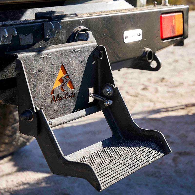 Load image into Gallery viewer, ALU CAB TOW BAR STEP