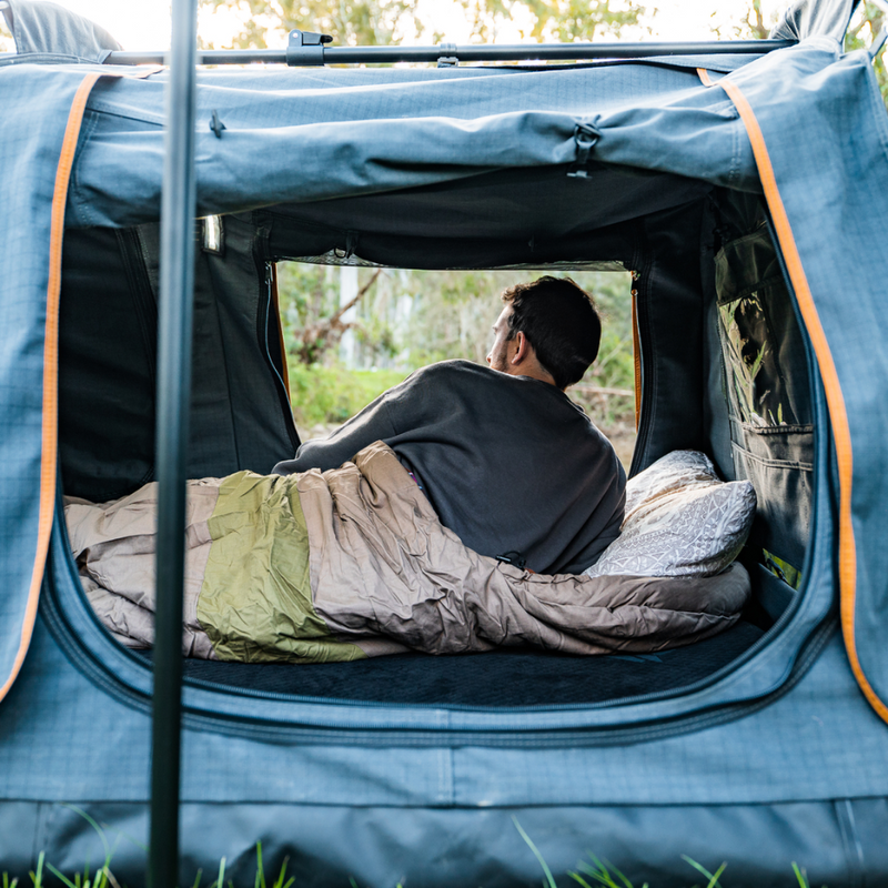 Load image into Gallery viewer, OZTRAIL SUNDOWNER 1550 SWAG