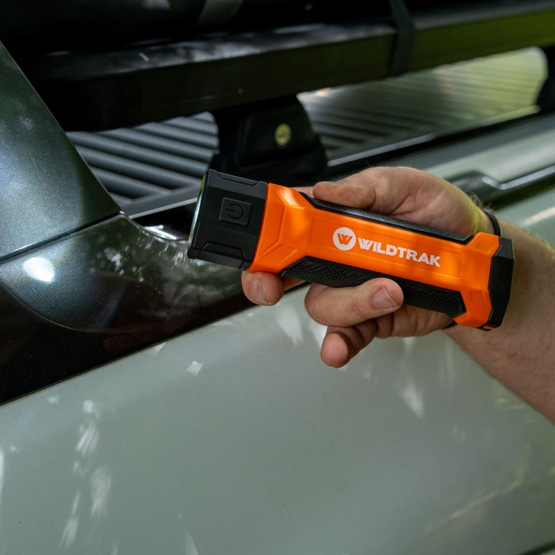 Load image into Gallery viewer, WILDTRAK RECHARGEABLE 300LM LED PULLOUT SWIVEL WORKLIGHT WITH FLASHLIGHT