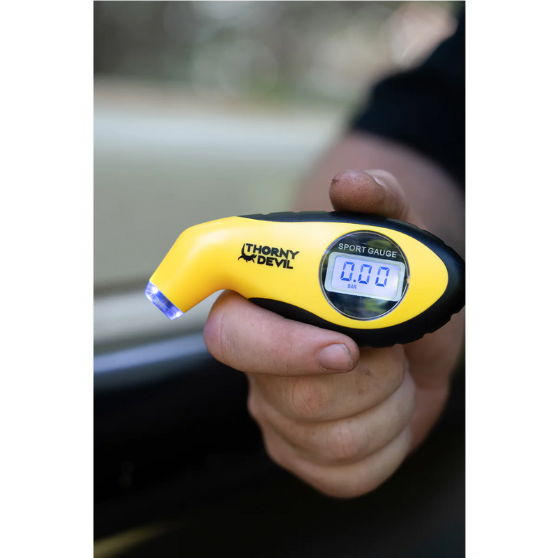 Load image into Gallery viewer, WILDTRAK DIGITAL TYRE GAUGE 11CM