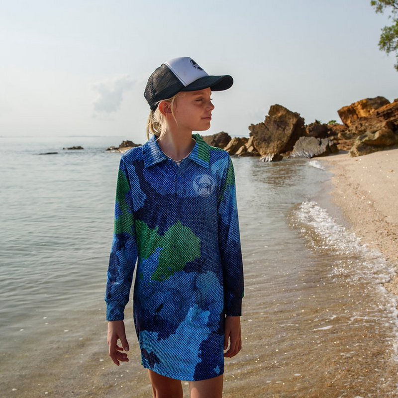 Load image into Gallery viewer, STAUNCH CRAB KIDS SINIK BLUE/GREEN COLLARED FISHING DRESS LONG SLEEVE [SZ:8]
