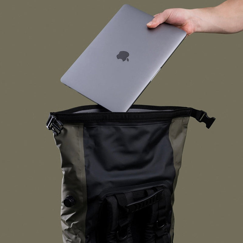 Load image into Gallery viewer, AUSSIE PAL INSULATED COOLER BACKPACK 35L [CLR:GREEN]
