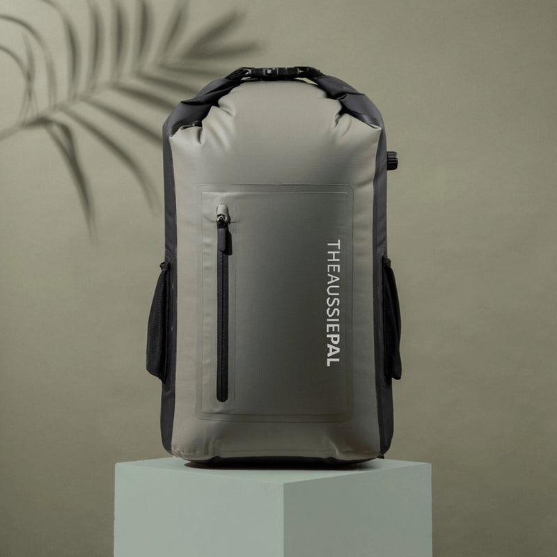 Load image into Gallery viewer, AUSSIE PAL INSULATED COOLER BACKPACK 20L [CLR:GREEN]

