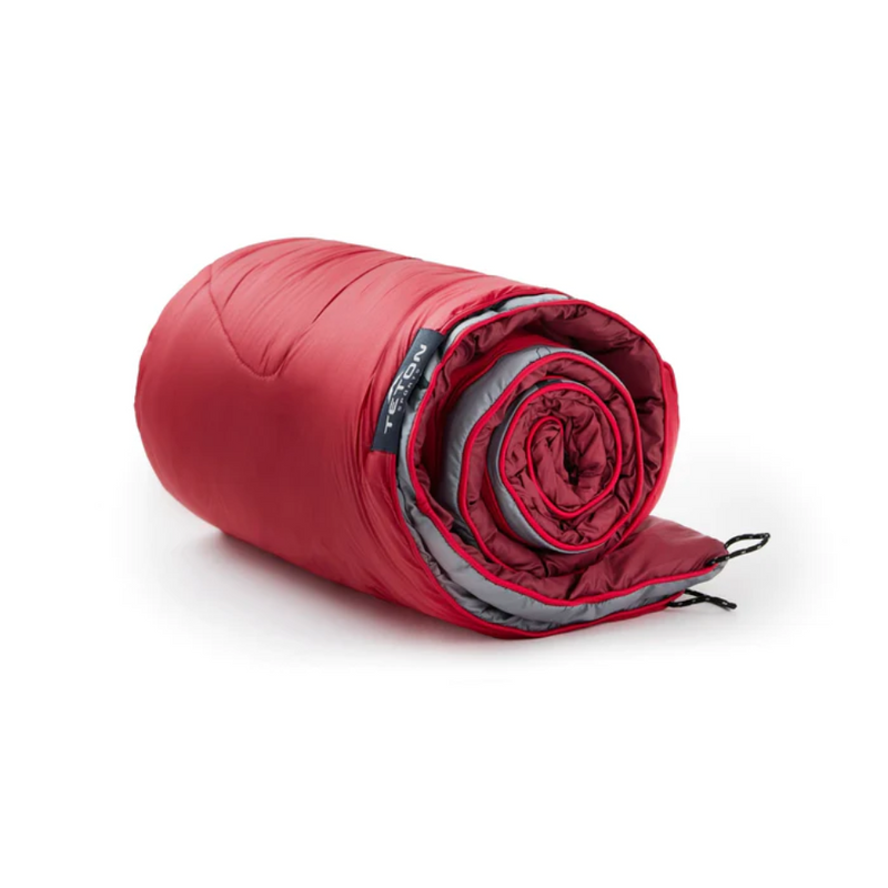 Load image into Gallery viewer, TETON ACADIA OUTDOOR CAMP BLANKET [CLR:RUBY &amp; GARNET]
