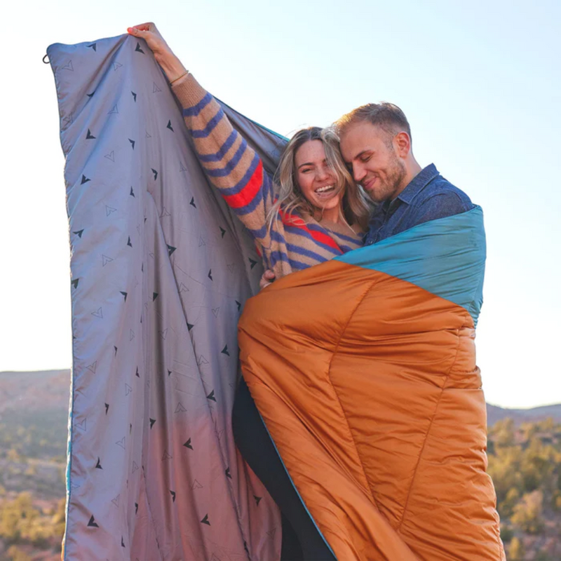 Load image into Gallery viewer, TETON ACADIA MAMMOTH TWO PERSON OUTDOOR CAMP BLANKET [CLR:TEAL &amp; COPPER]
