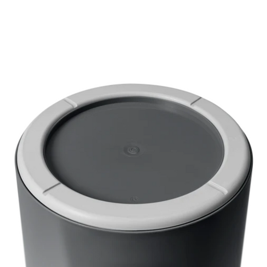 YETI LOADOUT BUCKET [CLR:CHARCOAL]