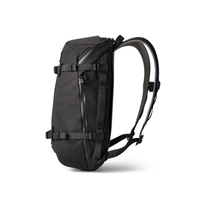 Load image into Gallery viewer, YETI CROSSROADS BACKPACK 22L [CLR:BLACK]
