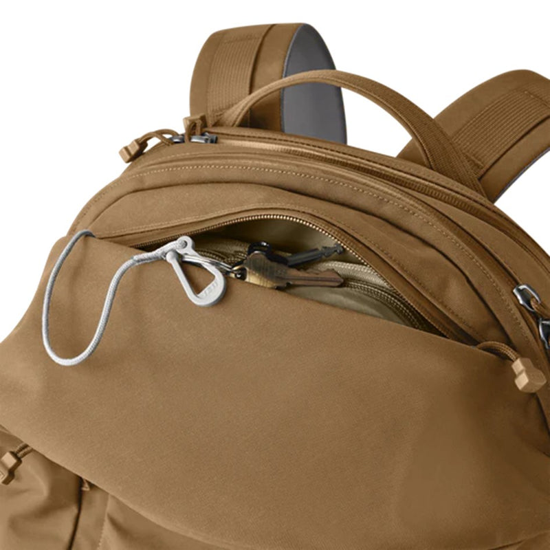 Load image into Gallery viewer, YETI CROSSROADS BACKPACK 27L [CLR:ALPINE BROWN]
