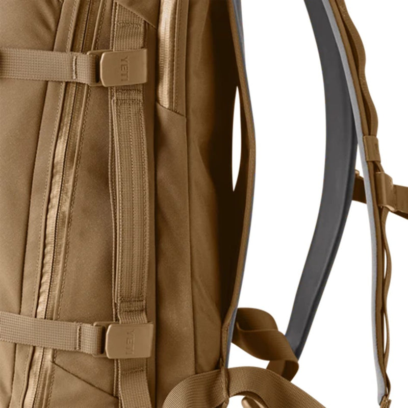 Load image into Gallery viewer, YETI CROSSROADS BACKPACK 27L [CLR:ALPINE BROWN]
