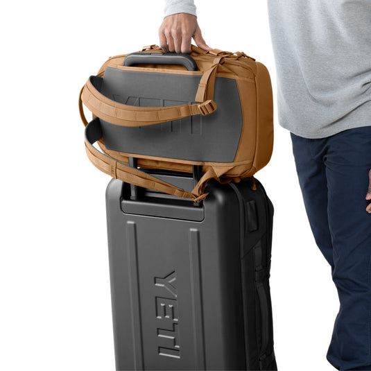 YETI CROSSROADS BACKPACK 27L [CLR:ALPINE BROWN]