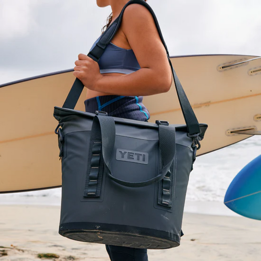 YETI HOPPER M15 SOFT COOLER [CLR:CHARCOAL]