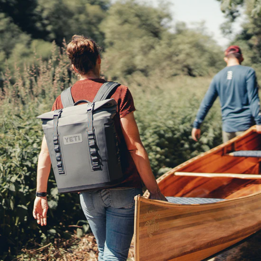 YETI HOPPER BACKPACK M12 SOFT COOLER [CLR:CHARCOAL]