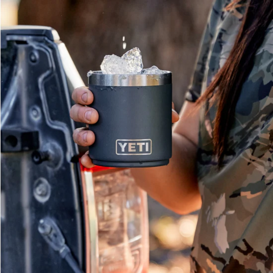 YETI RAMBLER 10oz 296ml LOWBALL STACKABLE WITH MAGSLIDER LID [CLR:NAVY]