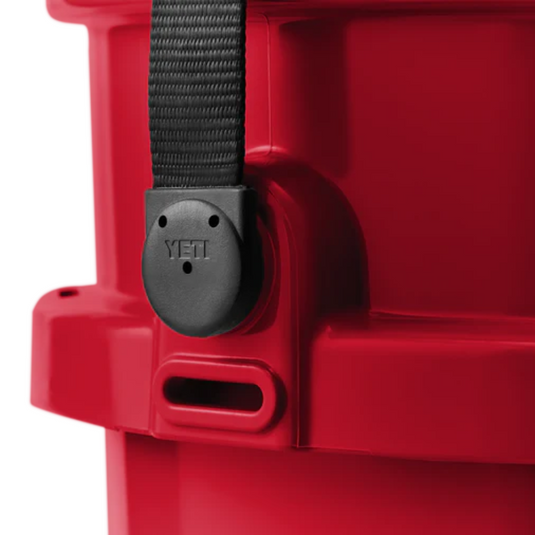 YETI LOADOUT BUCKET [CLR:RESCUE RED]