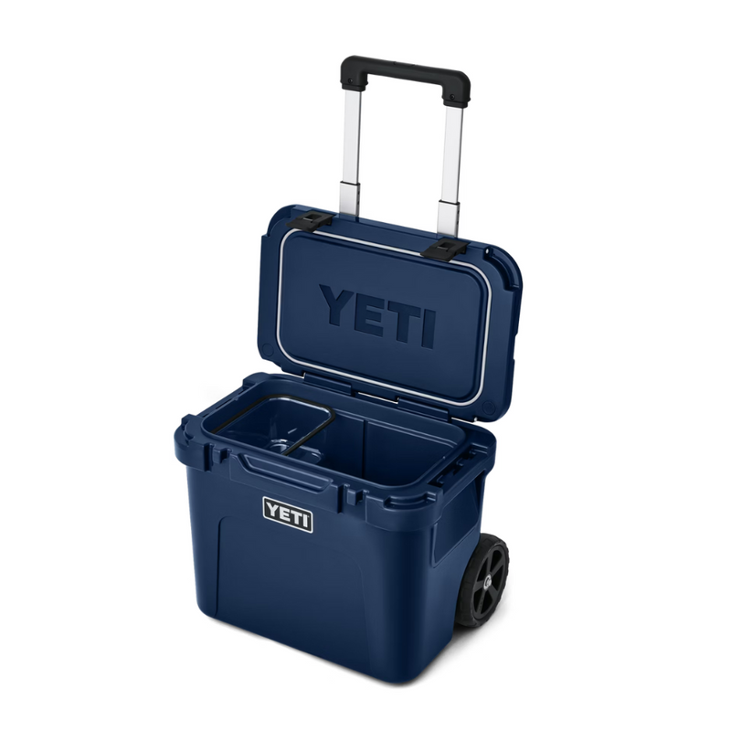 Load image into Gallery viewer, YETI ROADIE 32 HARD COOLER [CLR:NAVY]
