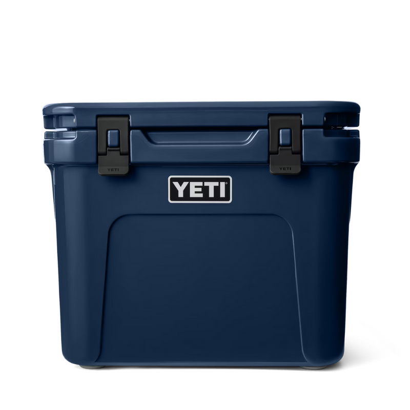 Load image into Gallery viewer, YETI ROADIE 32 HARD COOLER [CLR:NAVY]

