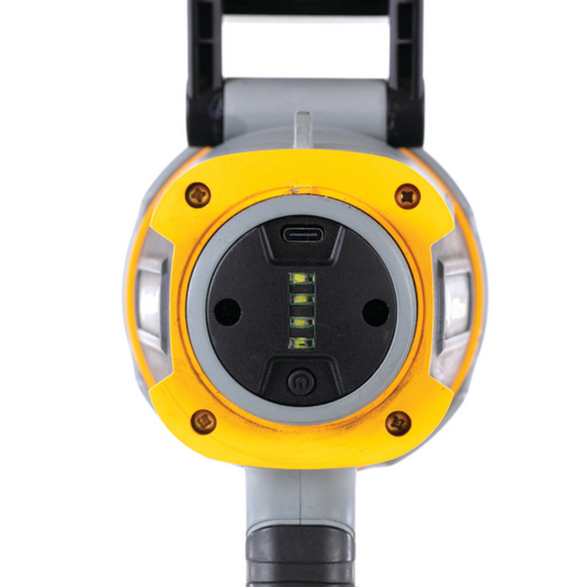 OZTRAIL LUMOS R700 SPOTLIGHT