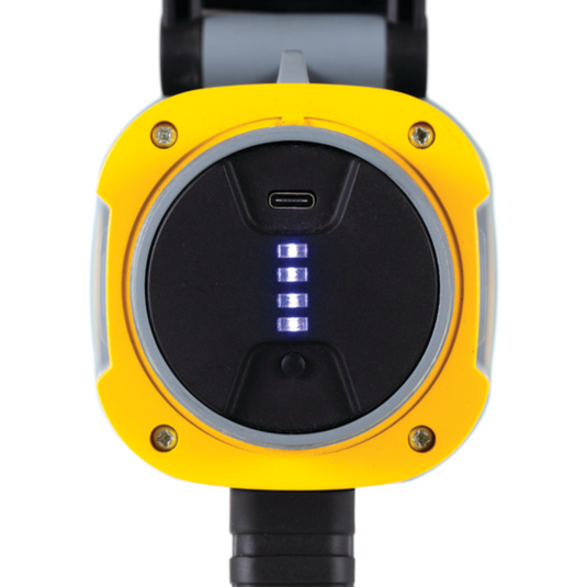 OZTRAIL LUMOS R3000 SPOTLIGHT