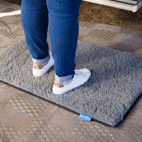 COMPANION DUST OFF MAT MEDIUM 65CM X 50CM