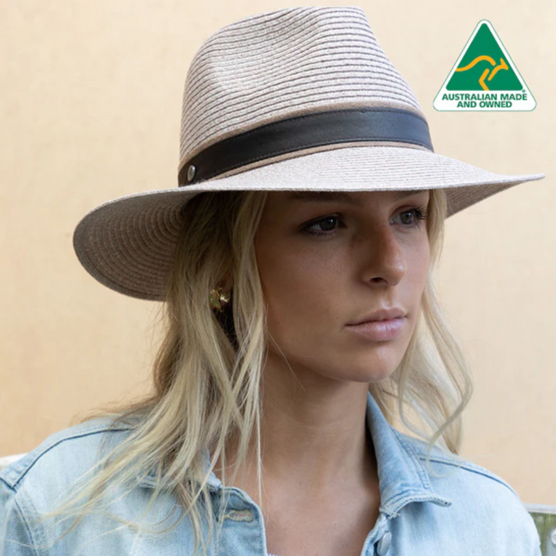 Load image into Gallery viewer, EVOKE MARIO FEDORA EV270A [CLR:MIXED TAUPE SZ:58CM MEDIUM/LARGE]
