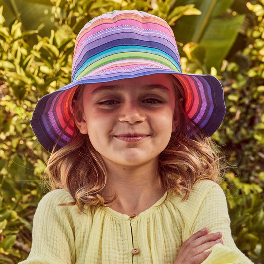 RIGON CHLOE KIDS BUCKET HAT RAINBOW 56CM