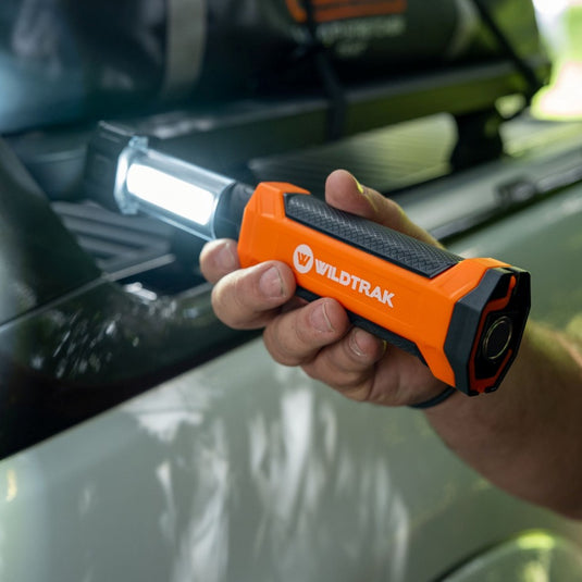 WILDTRAK RECHARGEABLE 300LM LED PULLOUT SWIVEL WORKLIGHT WITH FLASHLIGHT