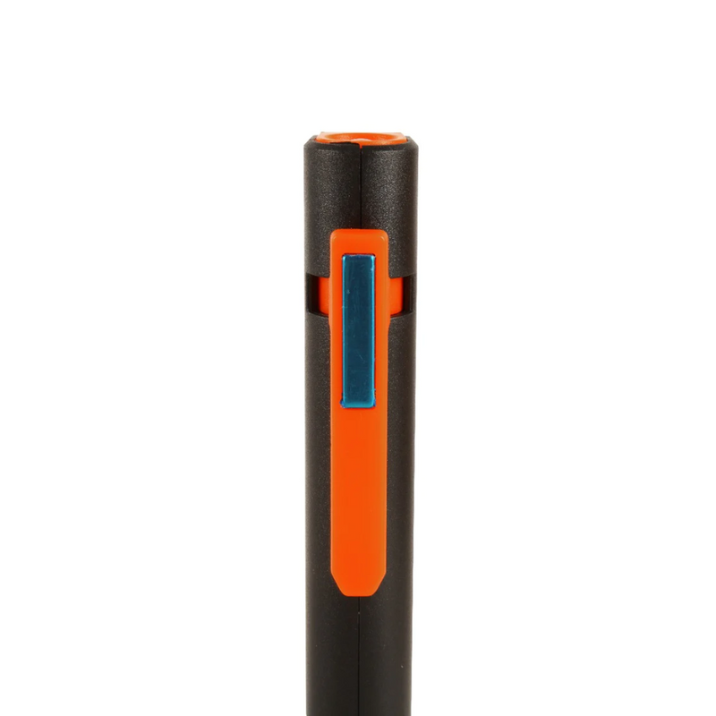 Load image into Gallery viewer, WILDTRAK 2 FUNCTION LED LIGHT W/BATTERIES 
