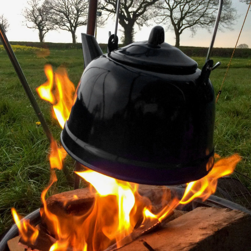 Load image into Gallery viewer, WILDTRAK PREMIUM ENAMEL KETTLE 2.5LT 

