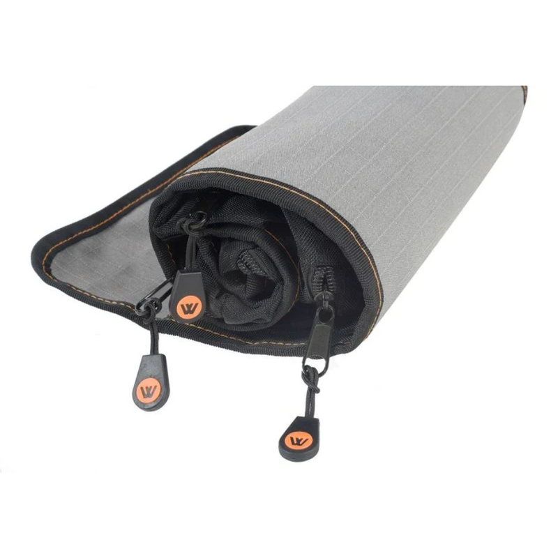 Load image into Gallery viewer, WILDTRAK UTILITY ROLL WITH REMOVABLE BAGS [SZ:60 X 24 CM]
